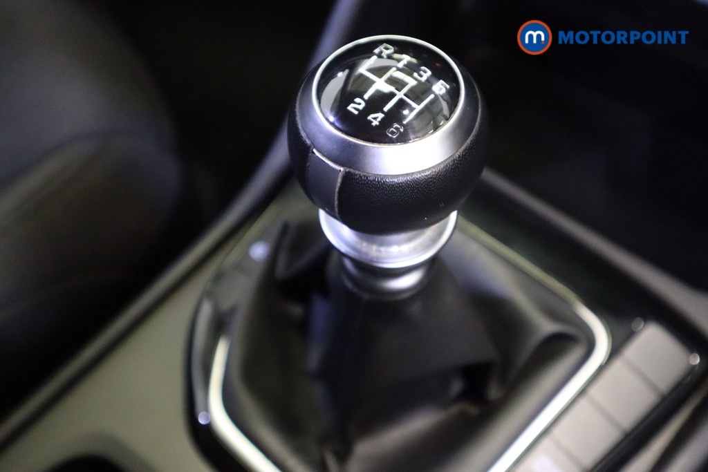 Hyundai Tucson Se Connect Manual Petrol SUV - Stock Number (1541402) - 5th supplementary image