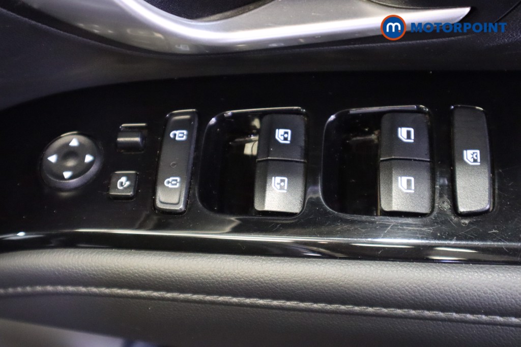 Hyundai Tucson Se Connect Manual Petrol SUV - Stock Number (1541402) - 13th supplementary image