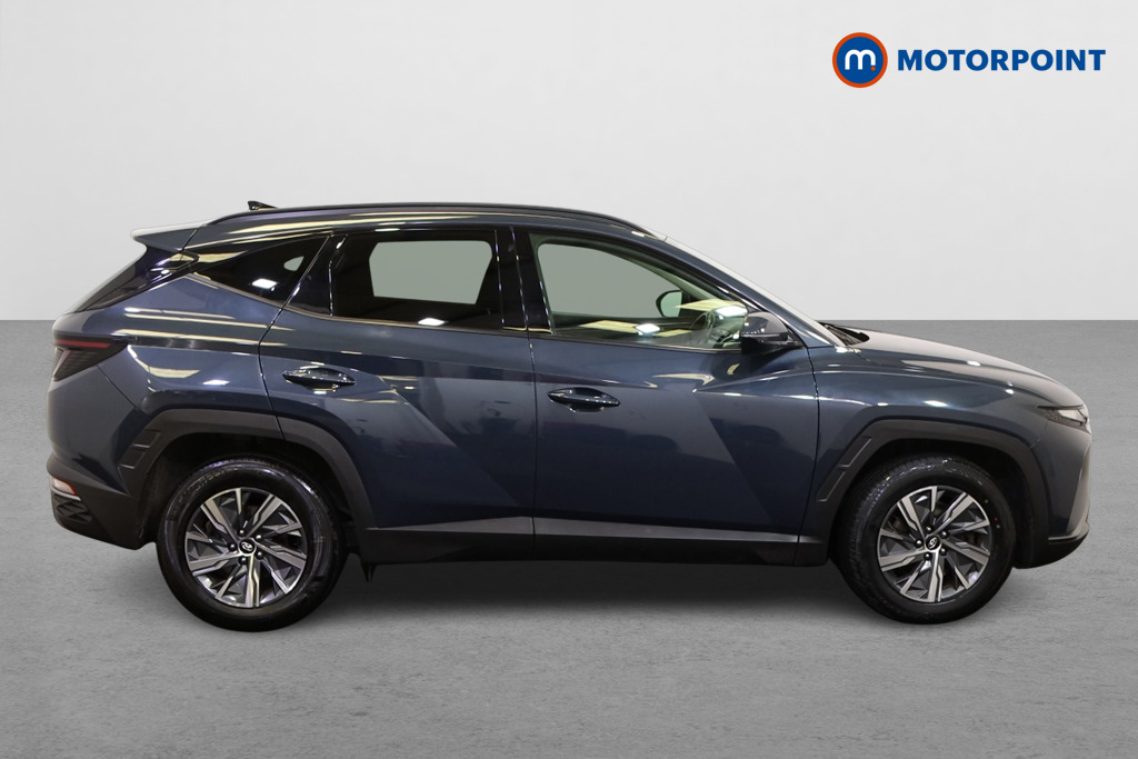 Hyundai Tucson Se Connect Manual Petrol SUV - Stock Number (1541402) - Drivers side