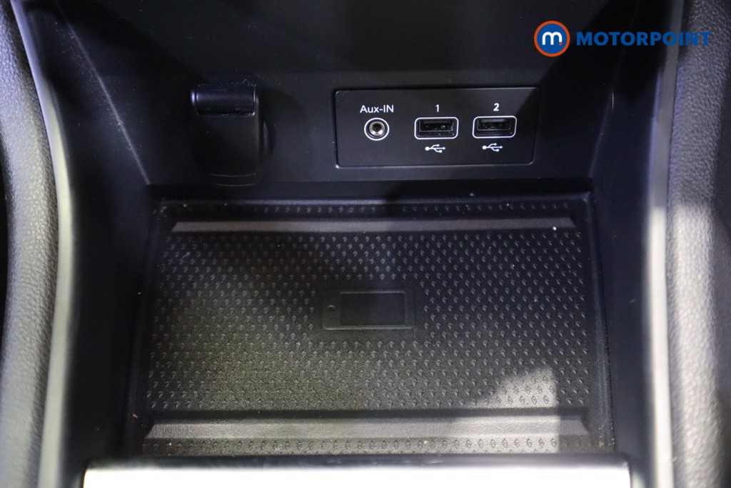 Renault Captur S Edition Manual Petrol SUV - Stock Number (1541680) - 22nd supplementary image