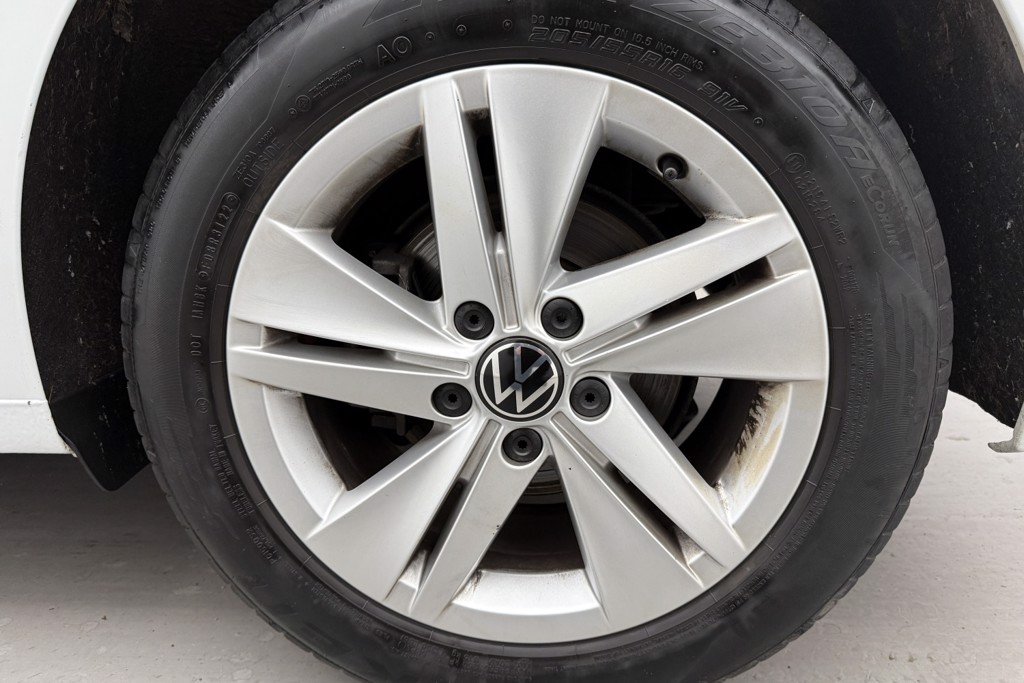 Volkswagen Golf Life Manual Petrol Hatchback - Stock Number (1541906) - 24th supplementary image