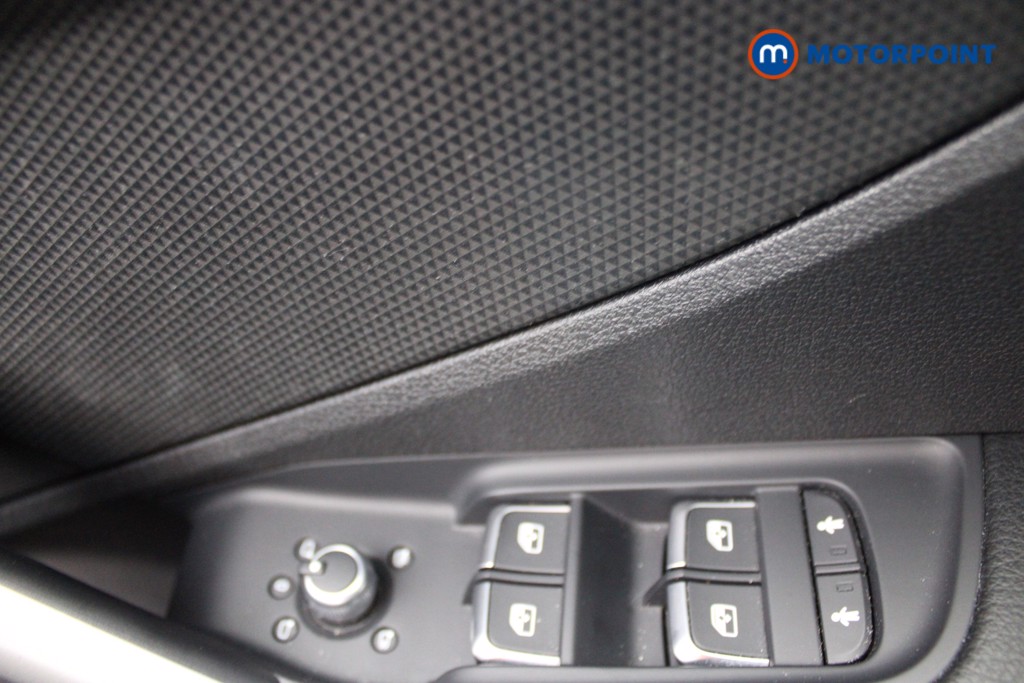 Audi Q2 Sport Manual Petrol SUV - Stock Number (1542609) - 17th supplementary image