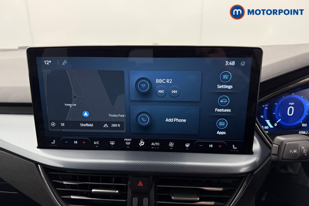Ford Focus Active X Automatic Petrol-Electric Hybrid Estate - Stock Number (1543214) - 9th supplementary image