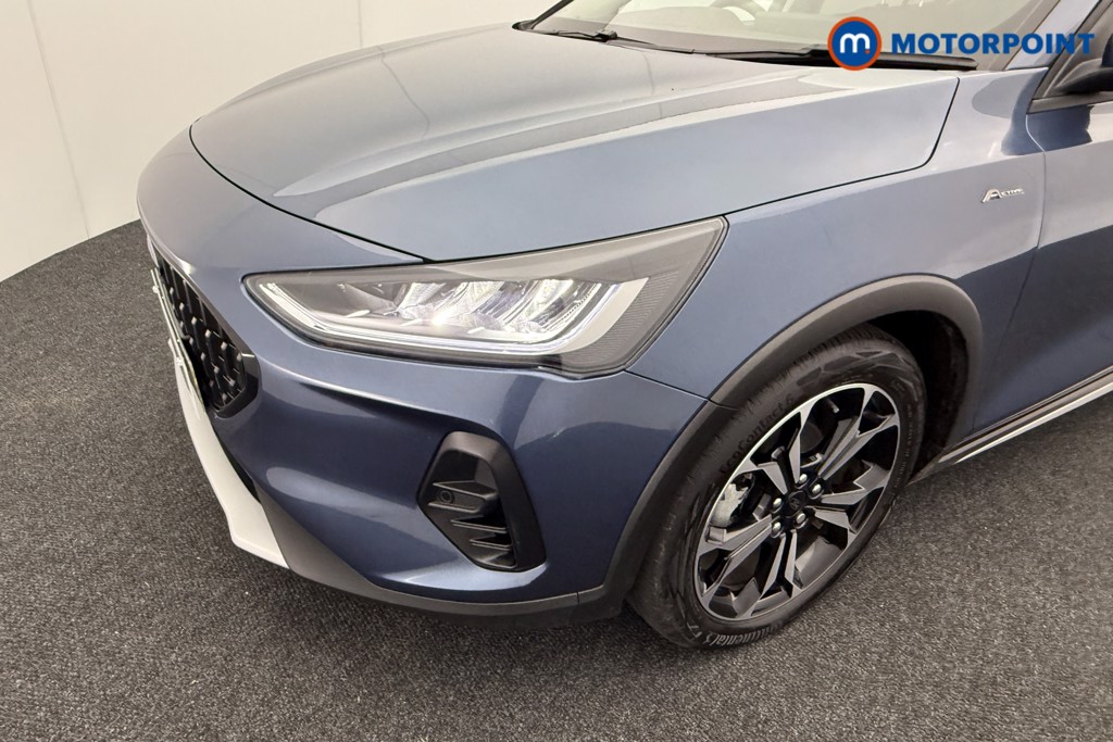Ford Focus Active X Automatic Petrol-Electric Hybrid Estate - Stock Number (1543214) - 28th supplementary image