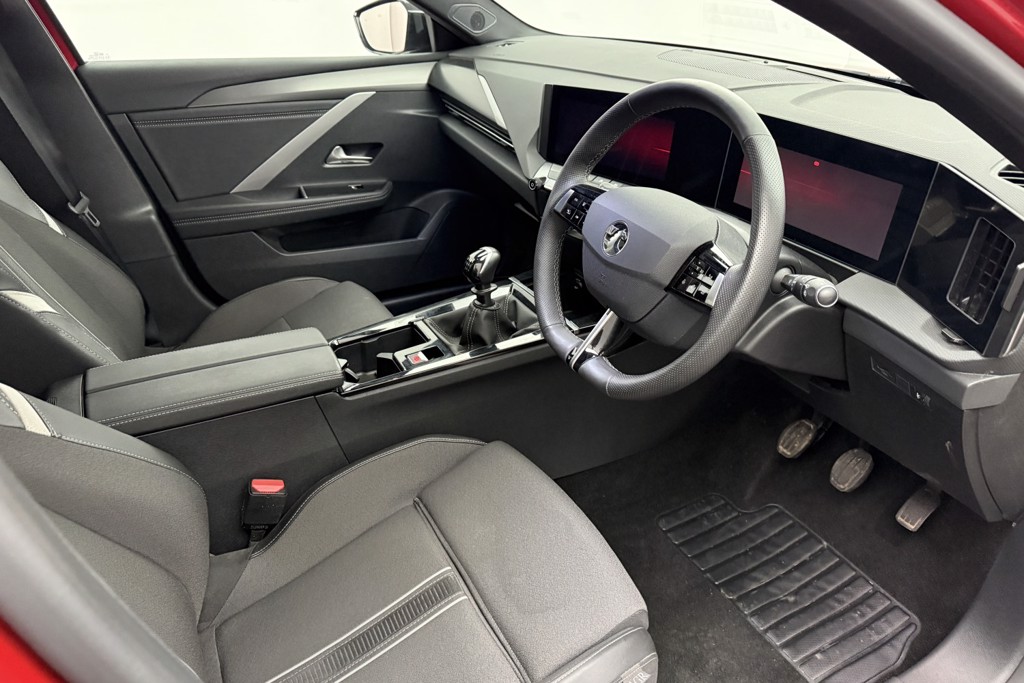 Vauxhall Astra GS Manual Petrol Estate - Stock Number (1543491) - 1st supplementary image
