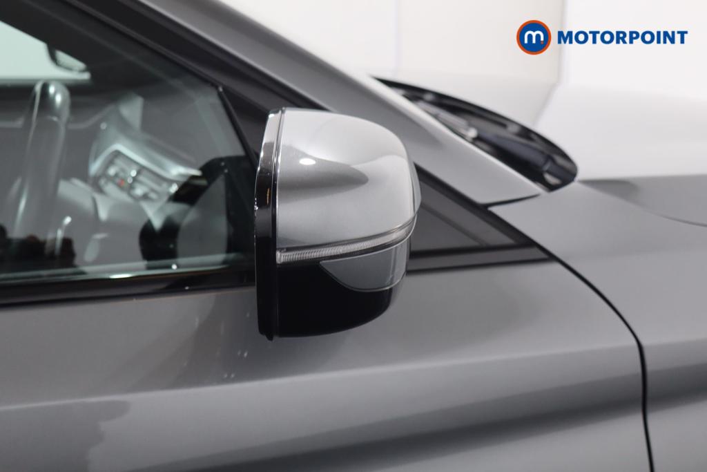 BMW 5 Series M Sport Automatic Petrol Plug-In Hybrid Estate - Stock Number (1543734) - 14th supplementary image