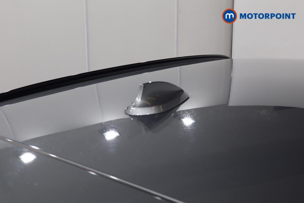 BMW 5 Series M Sport Automatic Petrol Plug-In Hybrid Estate - Stock Number (1543734) - 24th supplementary image