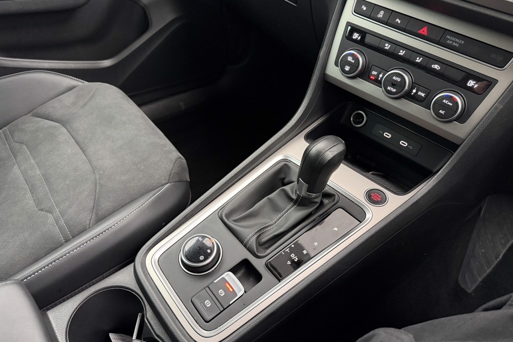 Seat Ateca Xperience Automatic Petrol SUV - Stock Number (1543880) - 12th supplementary image