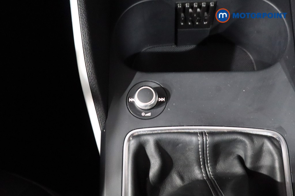 Audi Q2 S Line Manual Petrol SUV - Stock Number (1544192) - 14th supplementary image