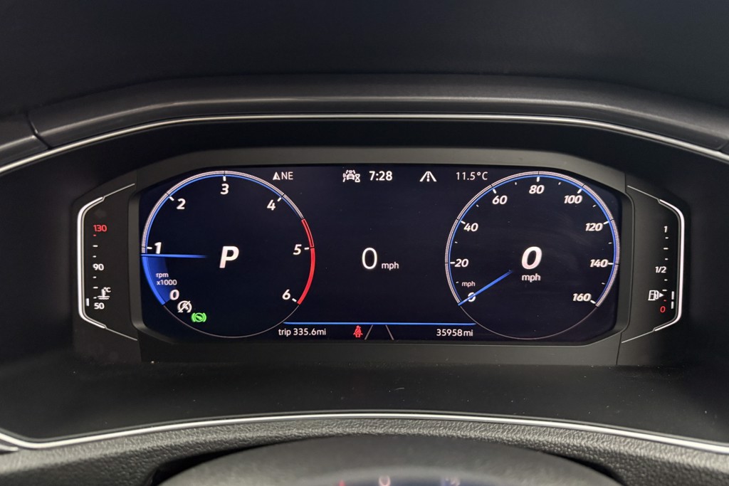 Volkswagen T-Roc R-Line Automatic Diesel SUV - Stock Number (1544947) - 5th supplementary image