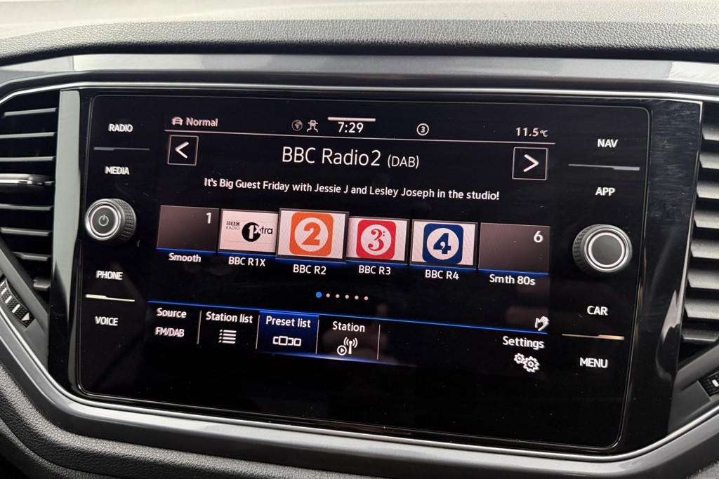 Volkswagen T-Roc R-Line Automatic Diesel SUV - Stock Number (1544947) - 9th supplementary image