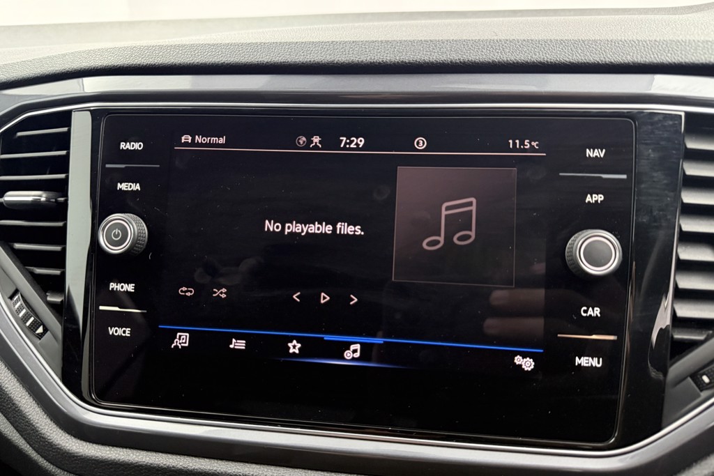 Volkswagen T-Roc R-Line Automatic Diesel SUV - Stock Number (1544947) - 10th supplementary image