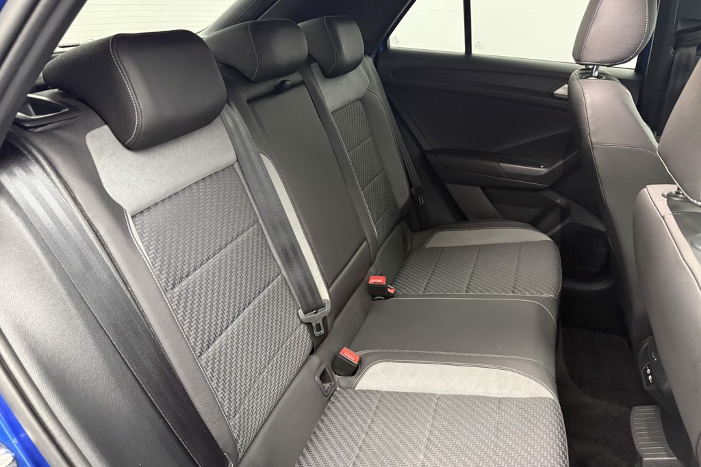 Volkswagen T-Roc R-Line Automatic Diesel SUV - Stock Number (1544947) - 23rd supplementary image
