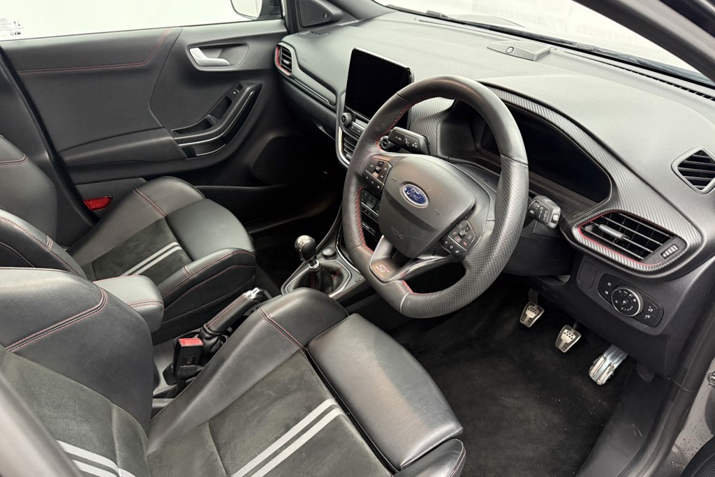 Ford Puma ST Manual Petrol SUV - Stock Number (1545165) - 1st supplementary image