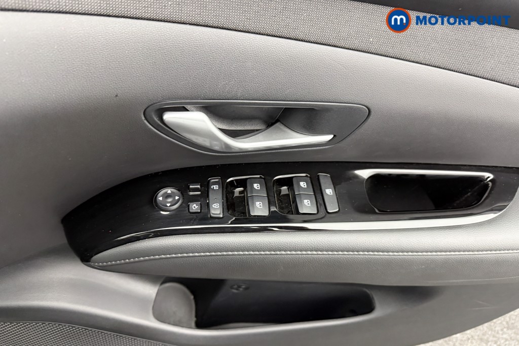 Hyundai Tucson Ultimate Automatic Petrol Plug-In Hybrid SUV - Stock Number (1545586) - 17th supplementary image