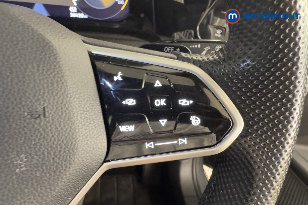 Volkswagen Golf R-Line Automatic Petrol Hatchback - Stock Number (1545859) - 13th supplementary image