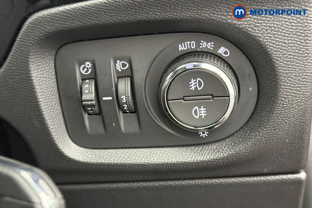 Vauxhall Corsa GS Manual Petrol Hatchback - Stock Number (1546259) - 15th supplementary image