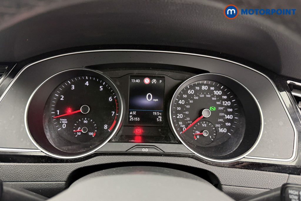 Volkswagen Passat SEL Automatic Petrol Saloon - Stock Number (1546465) - 5th supplementary image