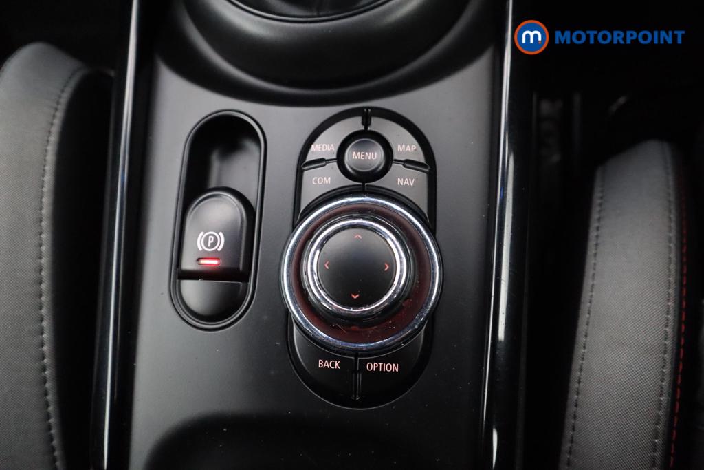 Mini Clubman Cooper Sport Automatic Petrol Estate - Stock Number (1546499) - 17th supplementary image