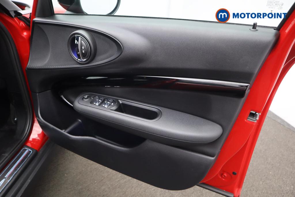 Mini Clubman Cooper Sport Automatic Petrol Estate - Stock Number (1546499) - 20th supplementary image