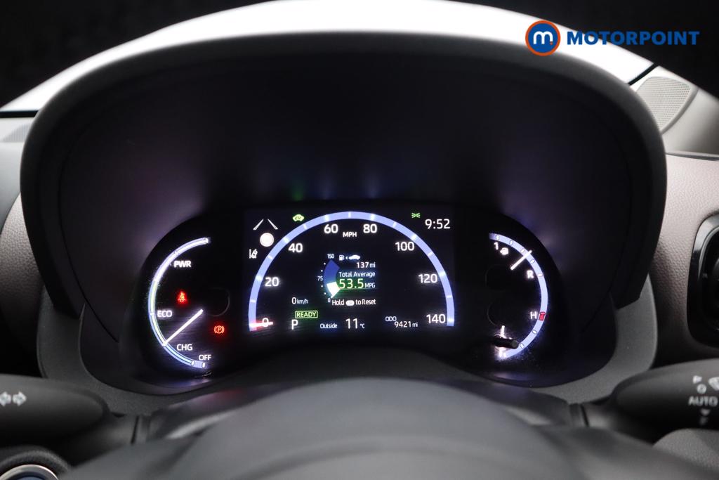 Toyota Yaris Cross Excel Automatic Petrol-Electric Hybrid Estate - Stock Number (1546660) - 4th supplementary image