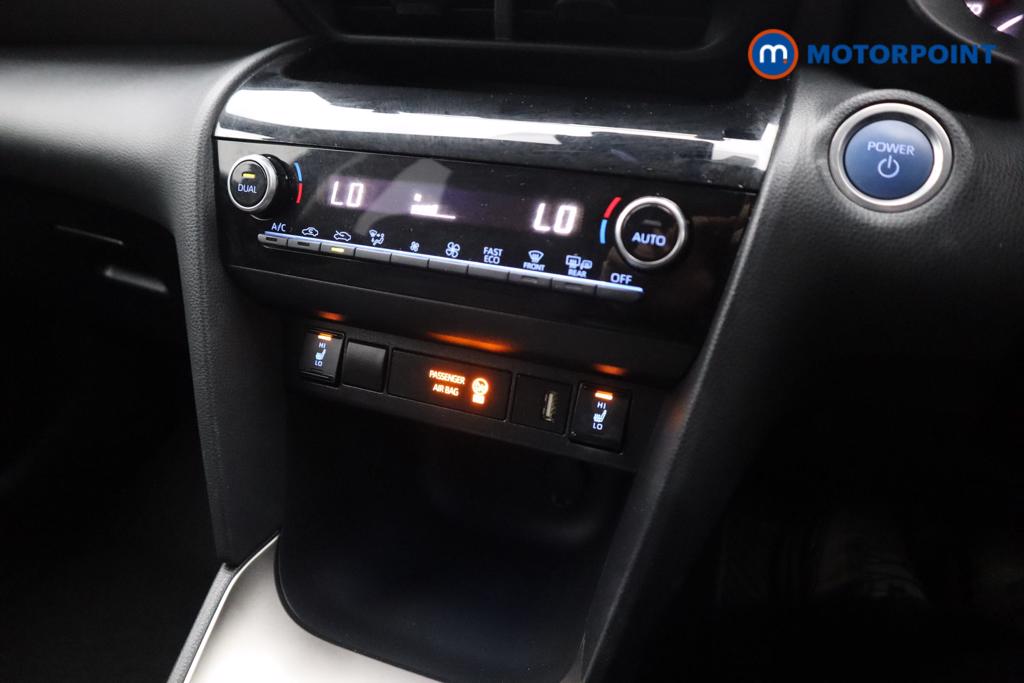 Toyota Yaris Cross Excel Automatic Petrol-Electric Hybrid Estate - Stock Number (1546660) - 16th supplementary image