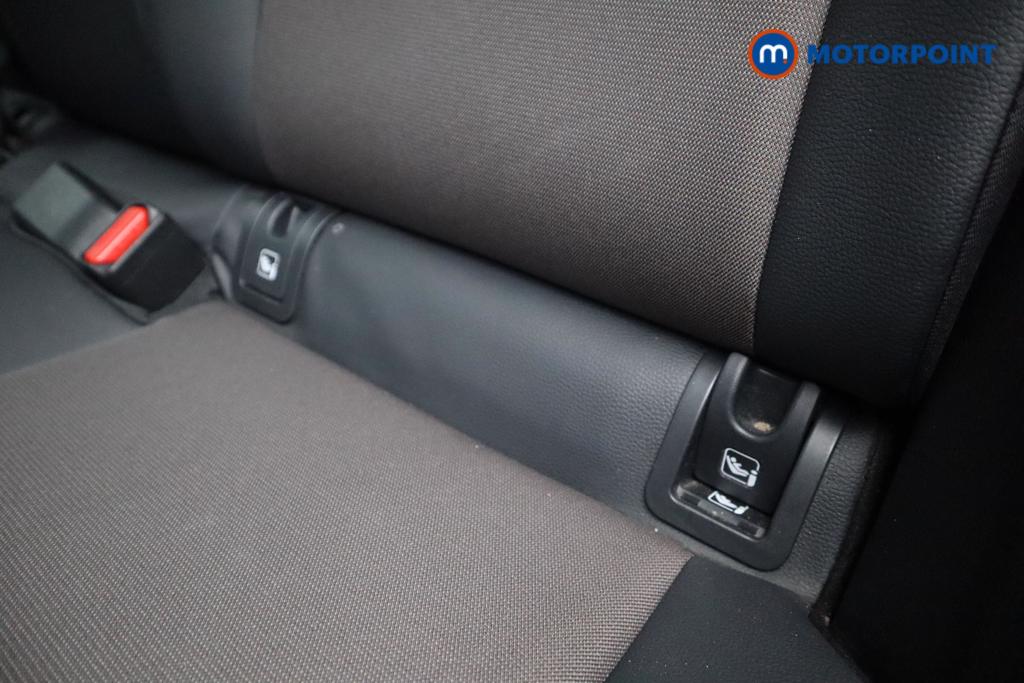 Toyota Yaris Cross Excel Automatic Petrol-Electric Hybrid Estate - Stock Number (1546660) - 23rd supplementary image