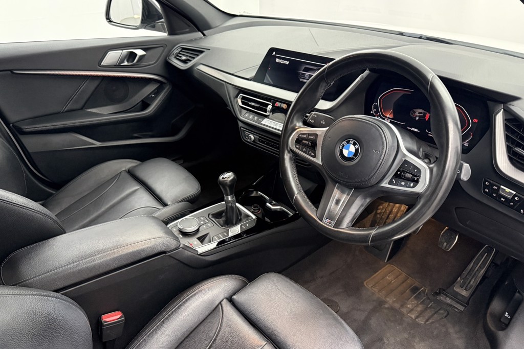 BMW 1 Series M Sport Manual Petrol Hatchback - Stock Number (1546824) - 1st supplementary image