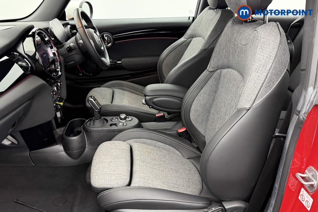 Mini Hatchback Cooper S Level 2 Automatic Electric Hatchback - Stock Number (1546903) - 22nd supplementary image