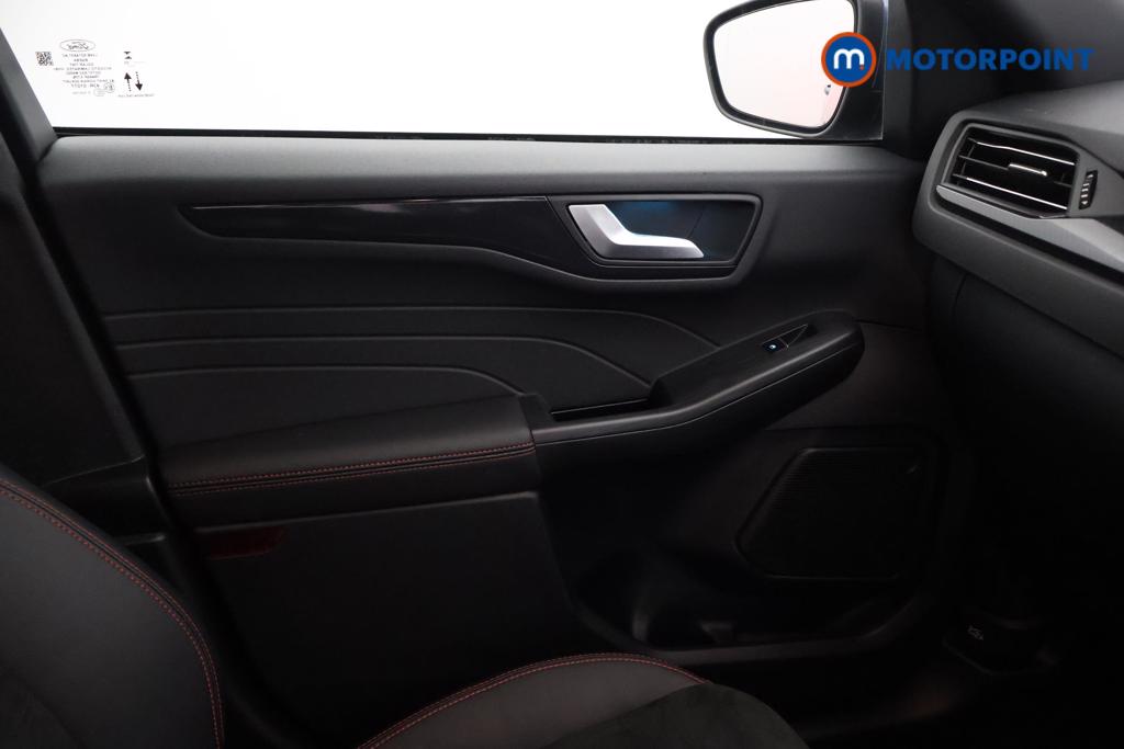 Ford Kuga St-Line Edition Automatic Petrol-Electric Hybrid SUV - Stock Number (1546956) - 8th supplementary image