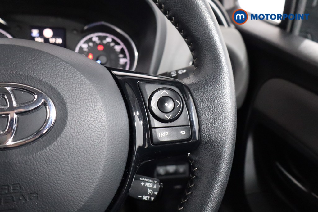 Toyota Yaris Icon Tech Automatic Petrol-Electric Hybrid Hatchback - Stock Number (1547014) - 8th supplementary image