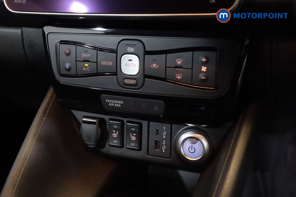 Nissan Leaf N-Connecta Automatic Electric Hatchback - Stock Number (1547056) - 6th supplementary image