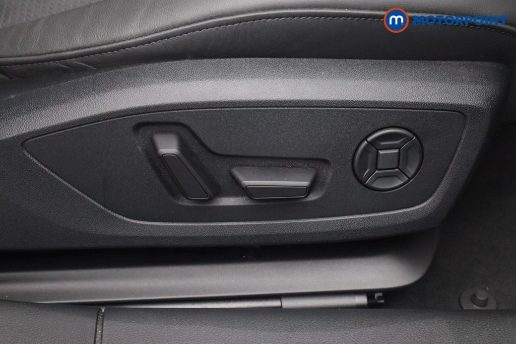 Audi A6 S Line Automatic Petrol Saloon - Stock Number (1548969) - 17th supplementary image