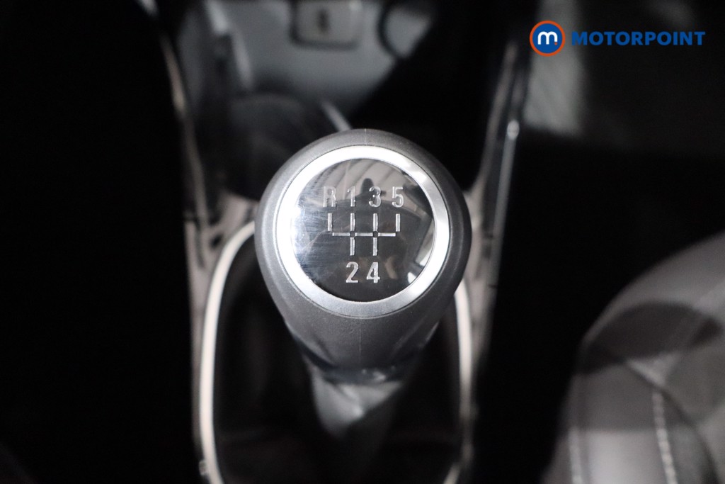 Vauxhall Corsa SE Manual Petrol Hatchback - Stock Number (1549050) - 15th supplementary image