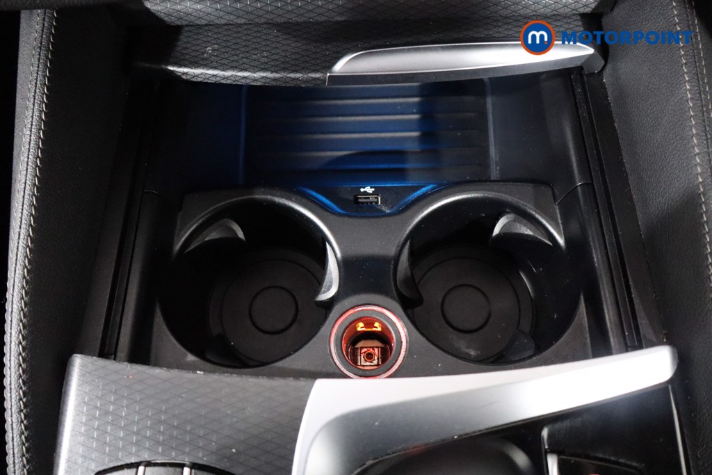 BMW 5 Series M Sport Automatic Petrol Plug-In Hybrid Estate - Stock Number (1536178) - 15th supplementary image