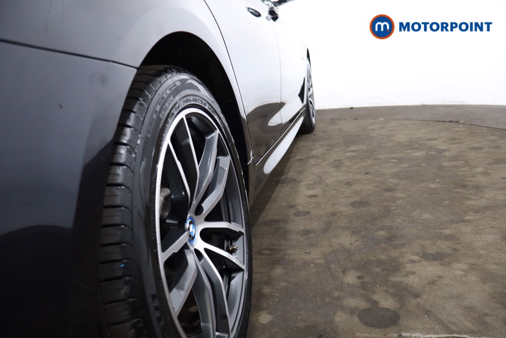 BMW 5 Series M Sport Automatic Petrol Plug-In Hybrid Estate - Stock Number (1536178) - 25th supplementary image