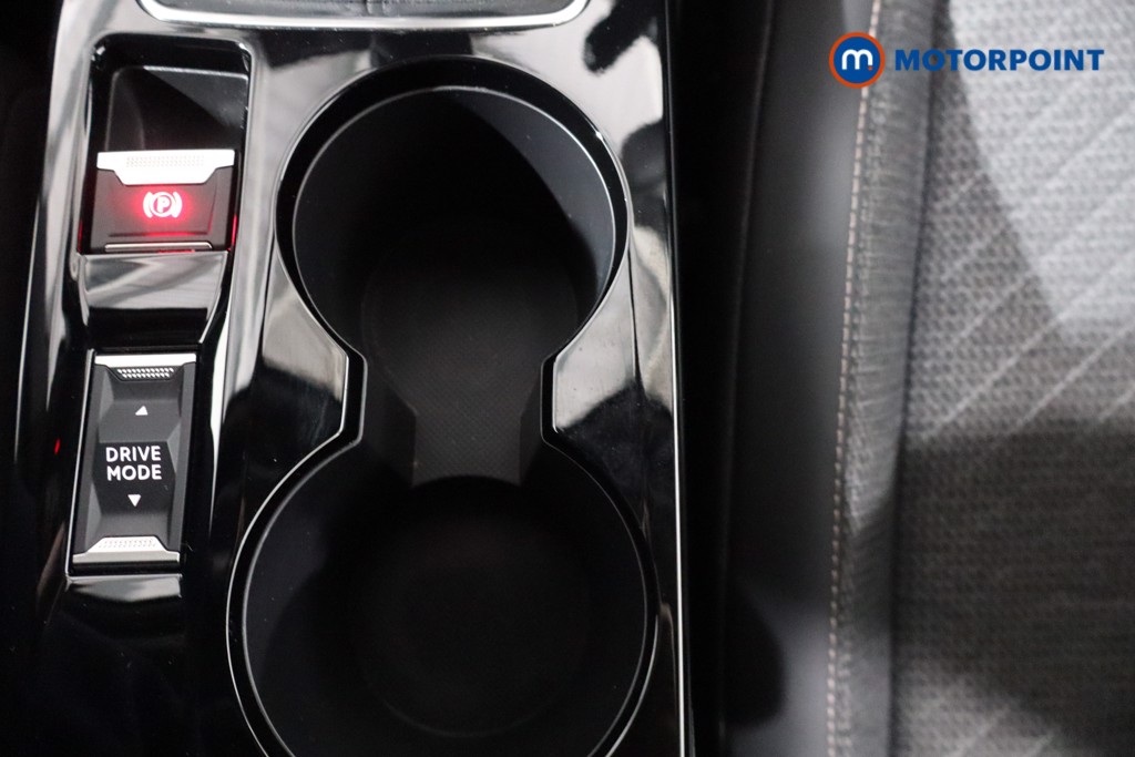 Peugeot 2008 Allure Manual Petrol SUV - Stock Number (1540971) - 15th supplementary image