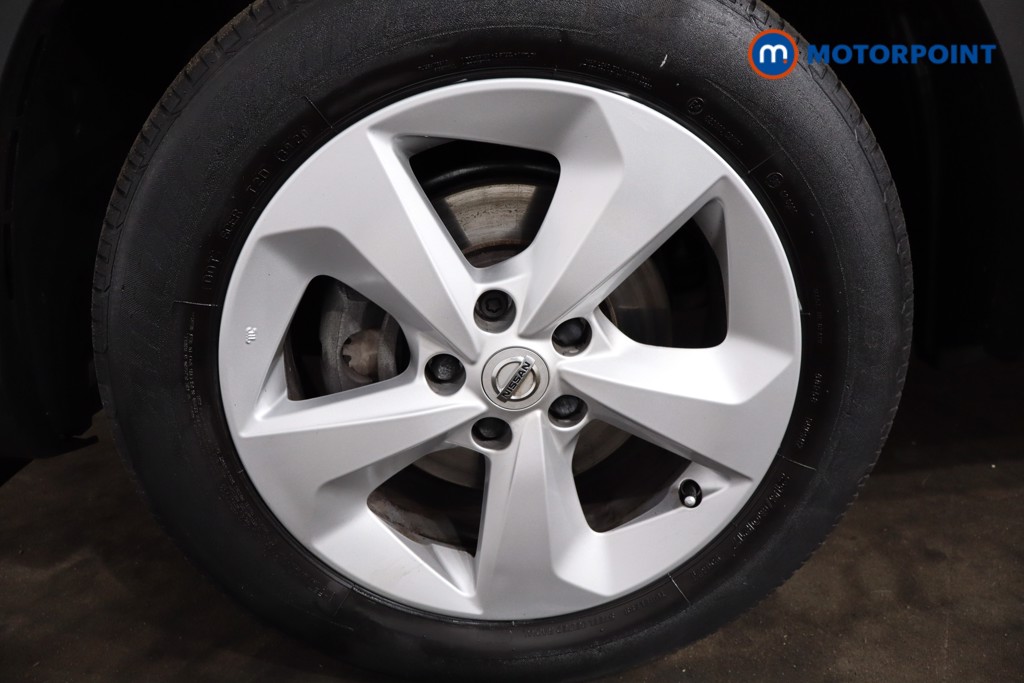 Nissan Qashqai Acenta Premium Manual Petrol SUV - Stock Number (1541143) - 9th supplementary image