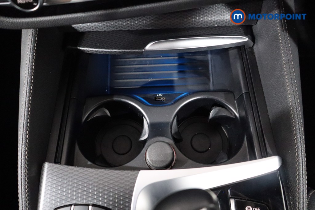BMW 5 Series M Sport Automatic Petrol Plug-In Hybrid Estate - Stock Number (1546977) - 14th supplementary image