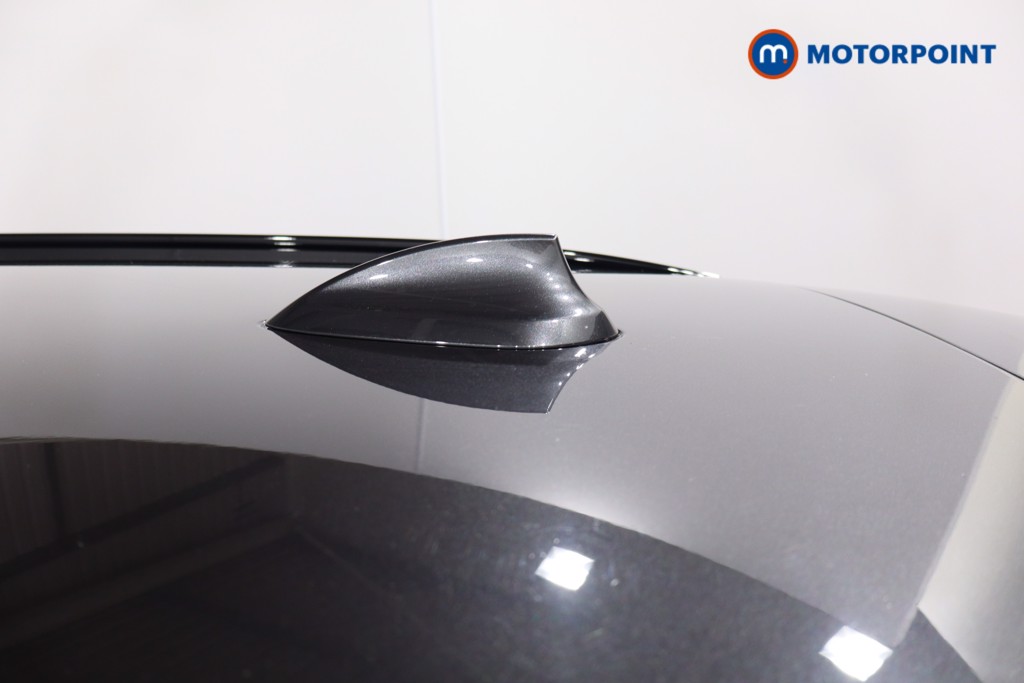 BMW 5 Series M Sport Automatic Petrol Plug-In Hybrid Estate - Stock Number (1546977) - 20th supplementary image