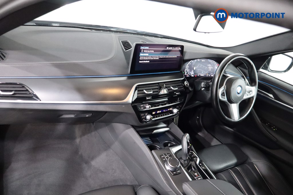 BMW 5 Series M Sport Automatic Petrol Plug-In Hybrid Estate - Stock Number (1546977) - 1st supplementary image