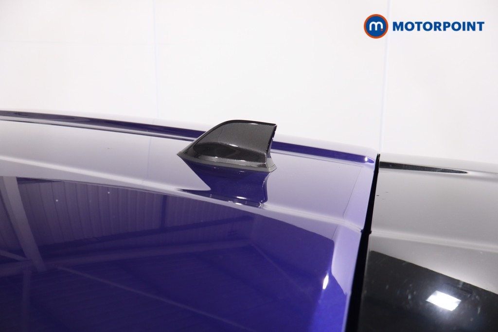 Nissan Juke N-Connecta Automatic Petrol SUV - Stock Number (1547823) - 18th supplementary image