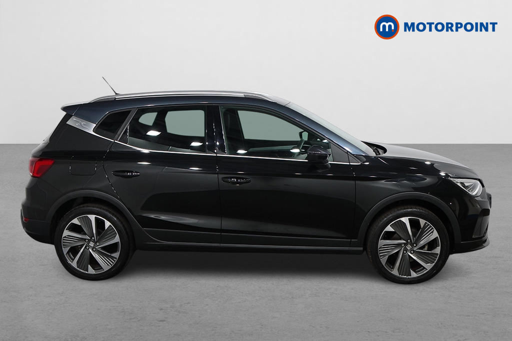 Seat Arona Fr Edition Manual Petrol SUV - Stock Number (1548534) - Drivers side
