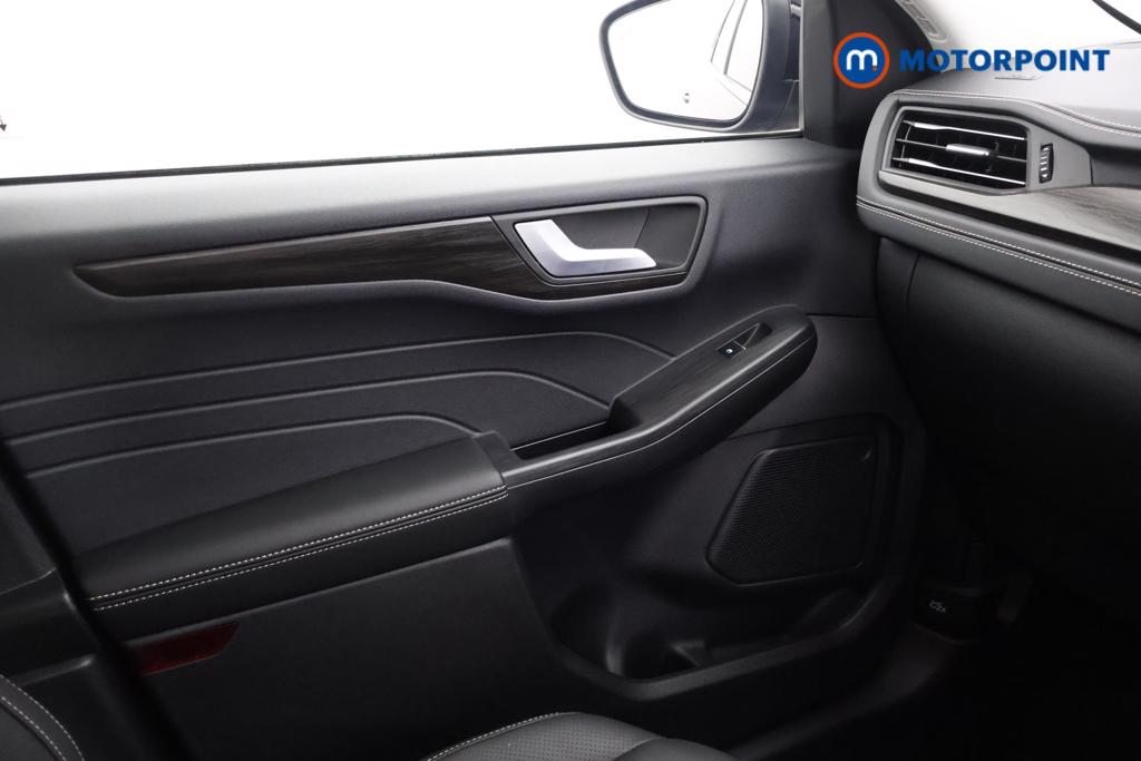 Ford Kuga Vignale Automatic Petrol Plug-In Hybrid SUV - Stock Number (1548939) - 8th supplementary image