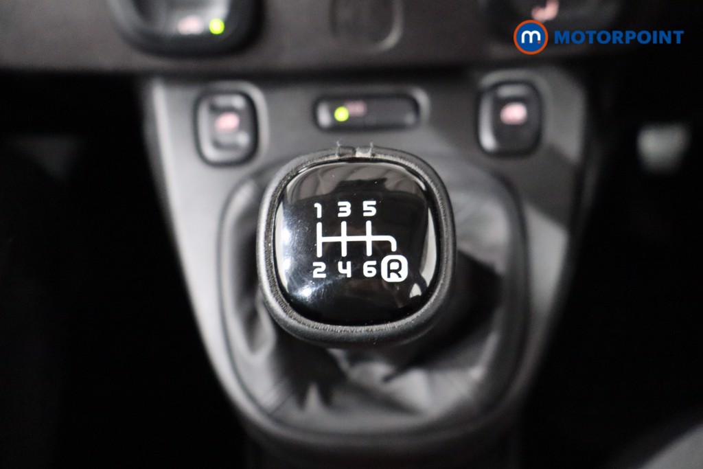 Fiat Panda City Cross Manual Petrol Hatchback - Stock Number (1549210) - 14th supplementary image