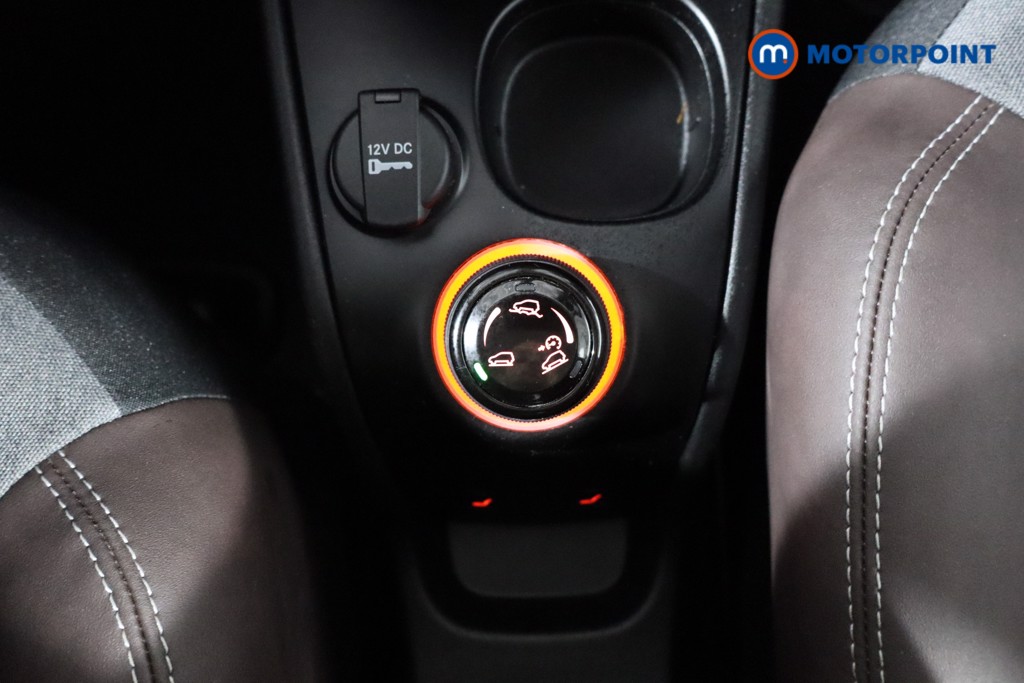 Fiat Panda City Cross Manual Petrol Hatchback - Stock Number (1549210) - 15th supplementary image