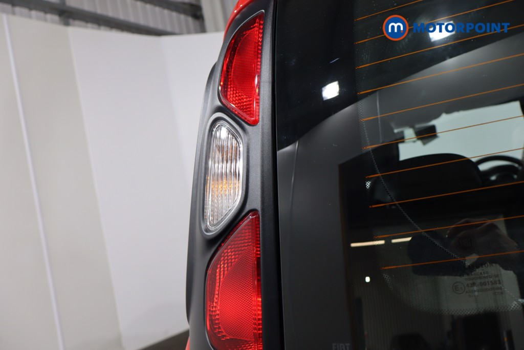 Fiat Panda City Cross Manual Petrol Hatchback - Stock Number (1549210) - 22nd supplementary image
