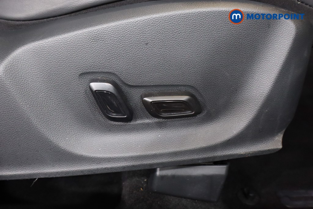 Mg Motor Uk ZS Exclusive Manual Petrol SUV - Stock Number (1525813) - 7th supplementary image