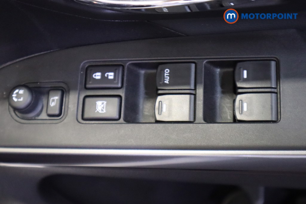 Suzuki S-Cross Ultra Manual Petrol-Electric Hybrid SUV - Stock Number (1532776) - 13th supplementary image
