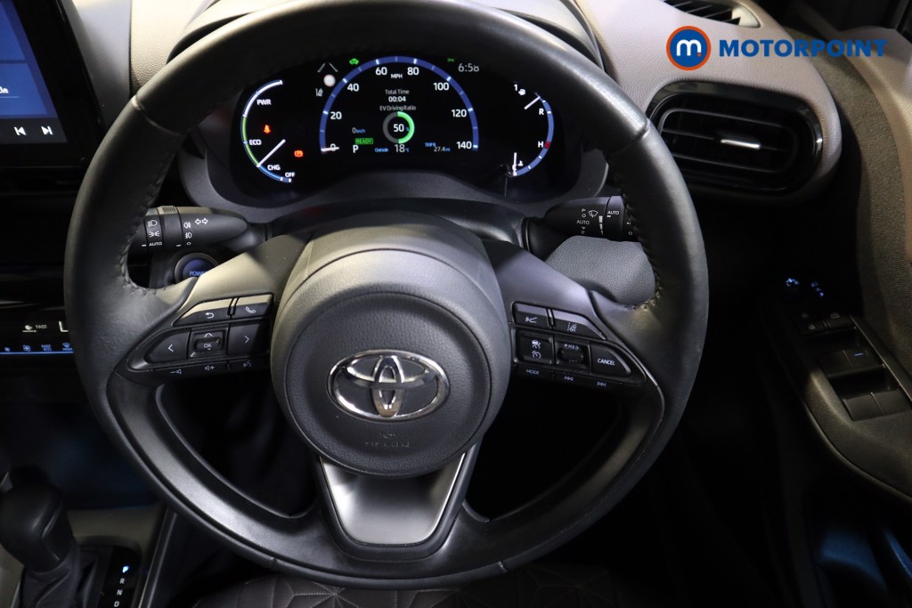 Toyota Yaris Cross Excel Automatic Petrol-Electric Hybrid Estate - Stock Number (1534722) - 2nd supplementary image